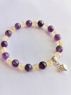 สร้อยข้อมือหินอเมทิสต์ร้อยกับหินไหมทอง Amethyst+Rutilated Quartz