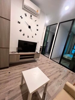 ให้เช่าห้องแบบ 1ห้องนอน 1ห้องอเนกประสงค์ 1ห้องน้ำ โซนพื้นที่ MRT หัวหมาก คอนโด KnightsBridge Collage Ramkhamhaeng (ไนท์บริดจ์คอลลาจ รามคำแหง) High Rise ขนาดห้อง 32 ตรม. ชั้น 20